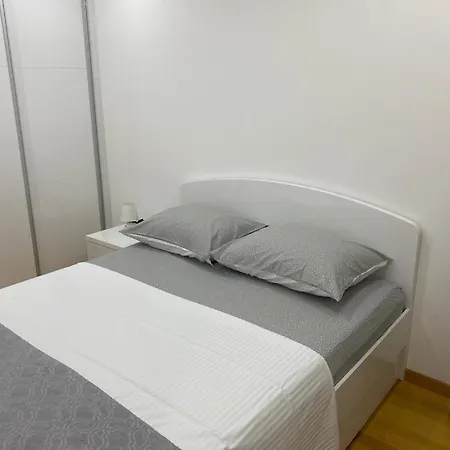 Apartment Apartman Visnja *** *